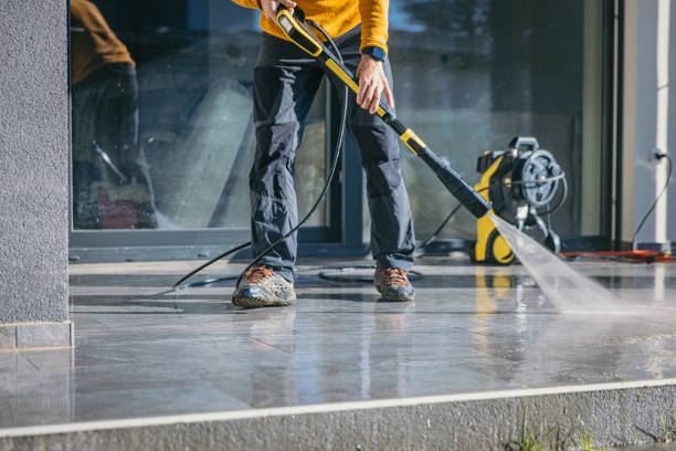 Best Sidewalk Pressure Washing  in Roanoke, TX